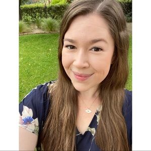 Meet your Posher, Hallie